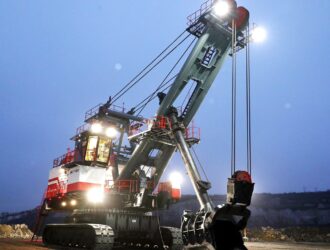 На Лебединском ГОКе приступил к работе новый 15-кубовый экскаватор ЭКГ-15